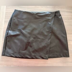 Old Navy Black Mini Skirt